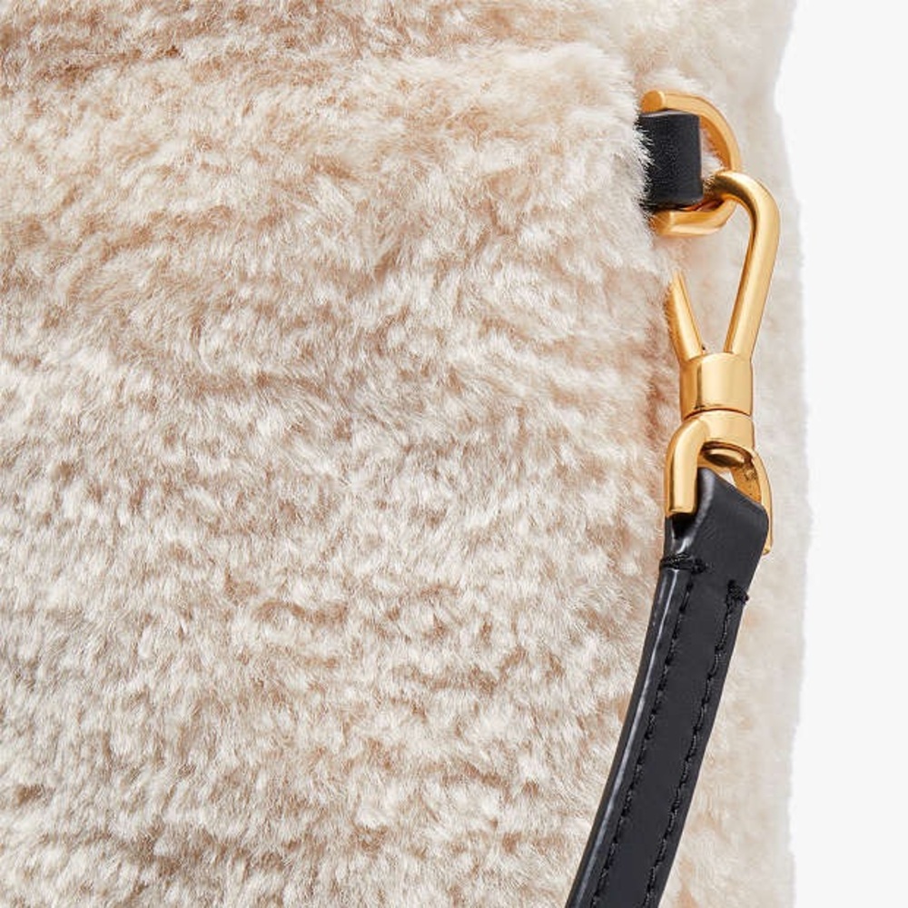 ♠️kate spade Eva Faux Shearling Bucket Phone Crossbody, Natural NWT - Picture 4 of 8